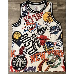 NBA Team Logo Jersey, All Teams On White Jersey, Men's Small‎